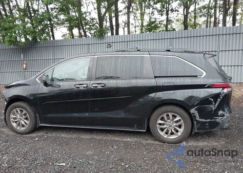 2022 Toyota Sienna Xle z USA, uszkodzony, nr VIN 5TDJRKEC0NS089565